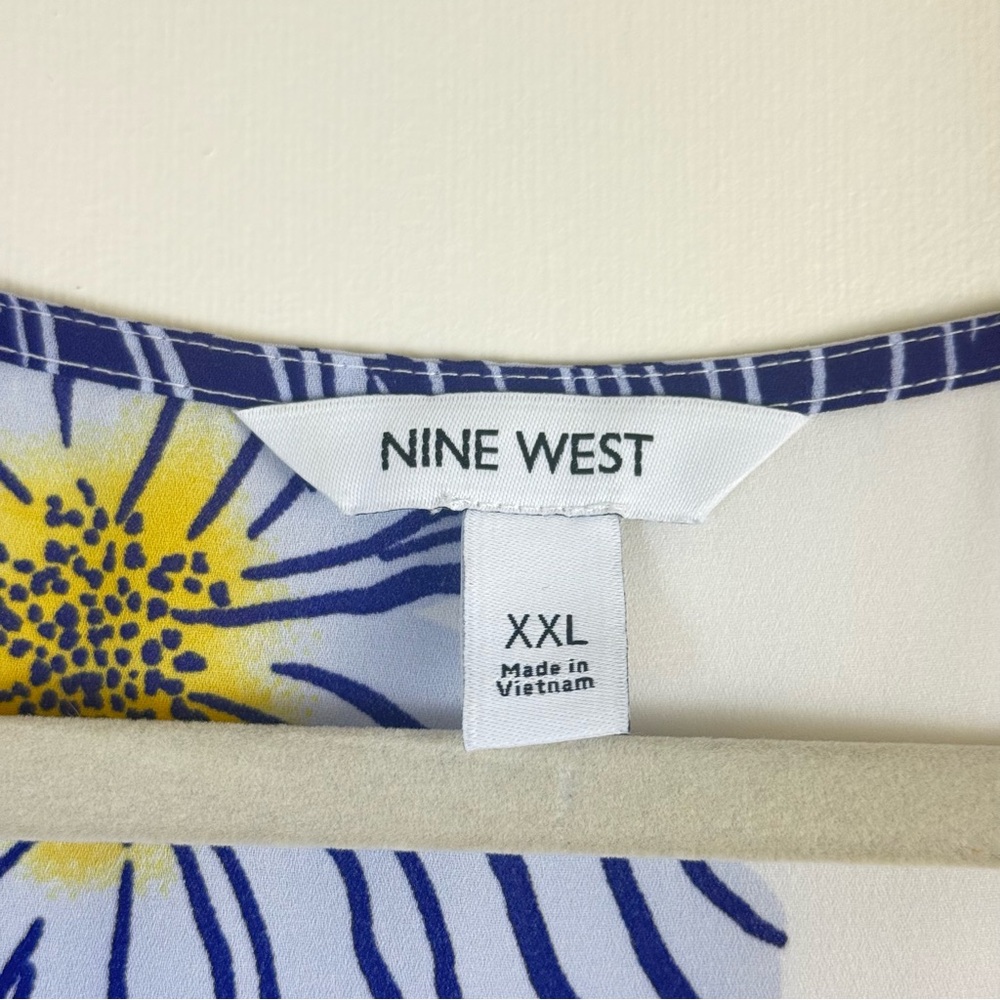 🛍️Nine West Womens Blue White Floral Tank Top XXL Relax Fit Summer Spring Vibes - Picture 3 of 12